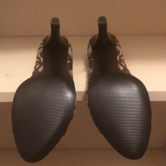 Carlos by Carlos Santana new peep toe heels - Picture 4 of 7